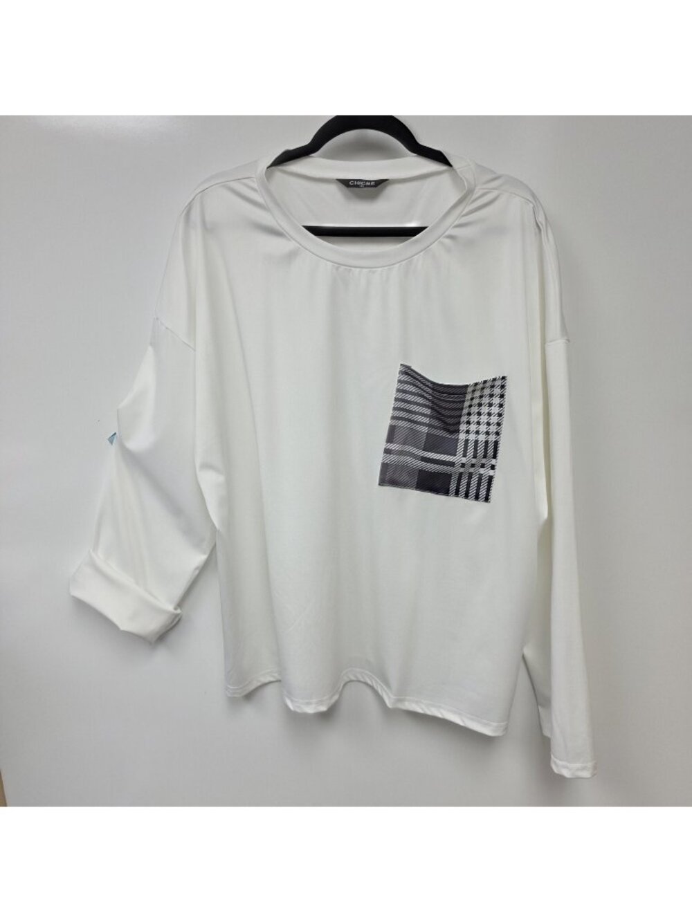ChicMe Shirt Womens 4XL White Plaid Pocket Crew Neck Long Sleeve Plus Casual Top
